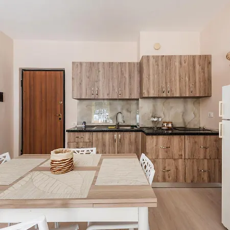 Appartamento Seaview Pine By Ps Durrës