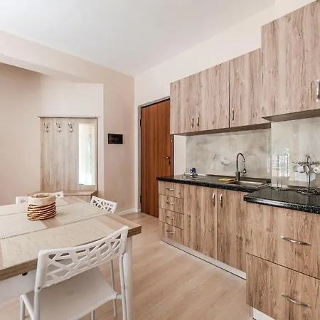 Appartamento Seaview Pine By Ps Durrës