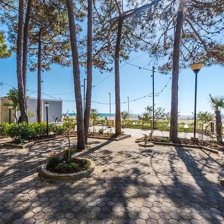 Seaview Pine By Ps Appartamento Durrës